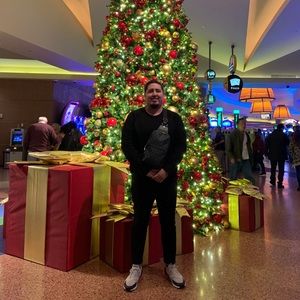 Meet your Posher, Robert